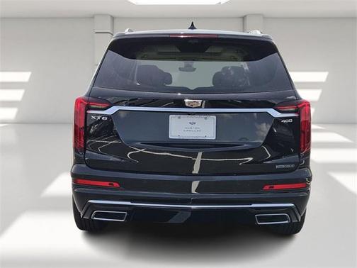 2025 Cadillac XT6 Premium Luxury FWD