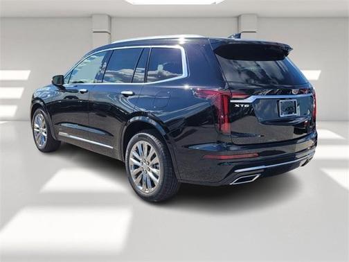 2025 Cadillac XT6 Premium Luxury FWD