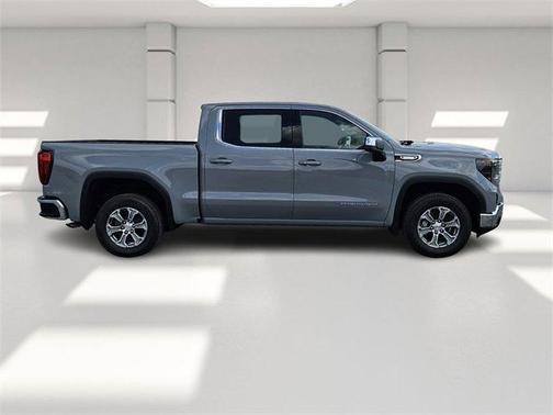 2025 GMC Sierra 1500 SLE
