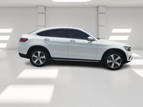 2022 Mercedes-Benz GLC 300 4MATIC Coupe