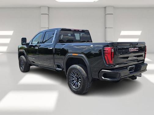 2024 GMC Sierra 2500 Denali