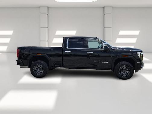 2024 GMC Sierra 2500 Denali