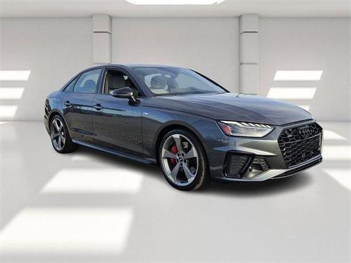 2024 Audi A4 45 S line quattro Premium
