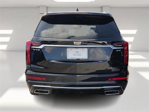 2025 Cadillac XT6 Premium Luxury FWD