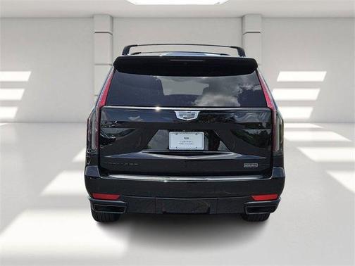 2022 Cadillac Escalade Sport