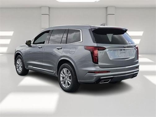 2025 Cadillac XT6 Luxury FWD