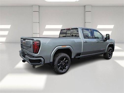 2025 GMC Sierra 2500 AT4