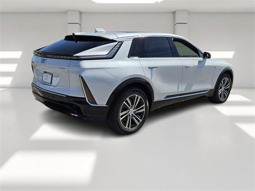 2025 Cadillac LYRIQ Luxury