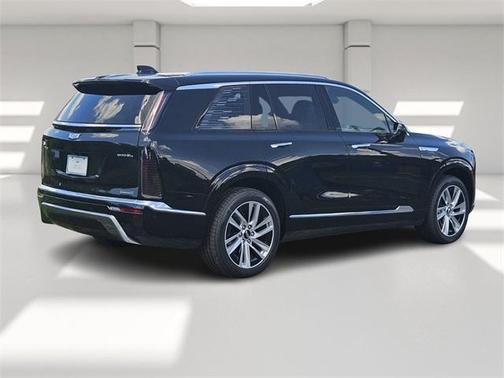2026 Cadillac VISTIQ Luxury