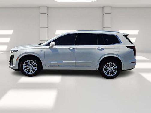 2023 Cadillac XT6 Luxury FWD