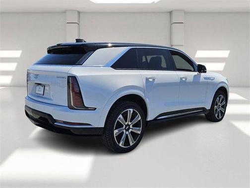 2025 Cadillac Escalade IQ Luxury 1