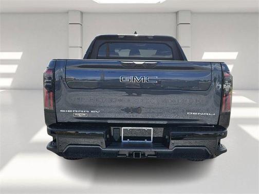 2025 GMC Sierra EV Denali