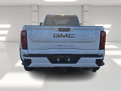 2026 GMC Sierra 3500 Denali