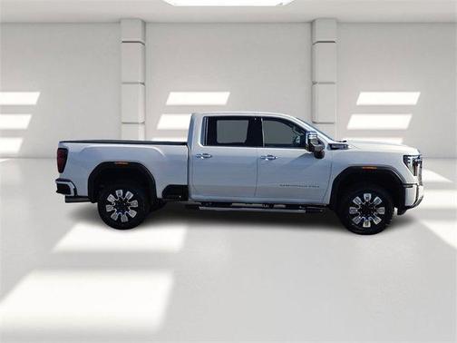 2025 GMC Sierra 3500 Denali