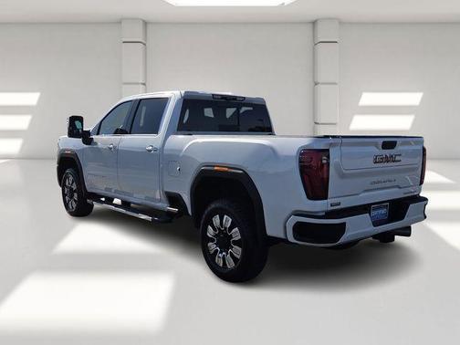 2025 GMC Sierra 3500 Denali