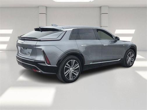 2023 Cadillac LYRIQ Luxury