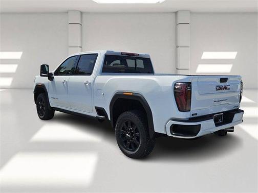 2025 GMC Sierra 2500 AT4