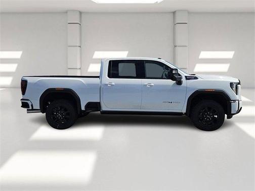 2025 GMC Sierra 2500 AT4
