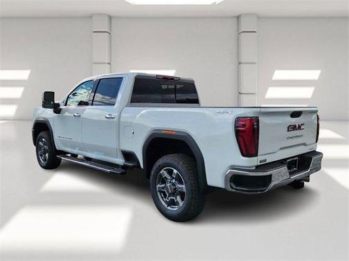 2026 GMC Sierra 2500 SLT