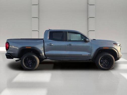 Sterling 2026 GMC Canyon Elevation
