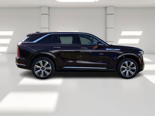 2025 Cadillac Escalade IQ Luxury 2
