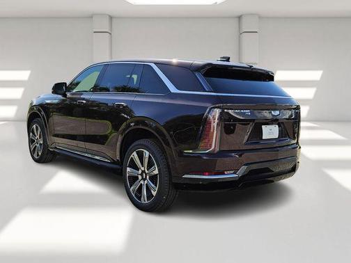 2025 Cadillac Escalade IQ Luxury 2