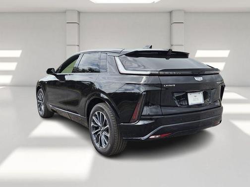 2026 Cadillac LYRIQ Premium Sport