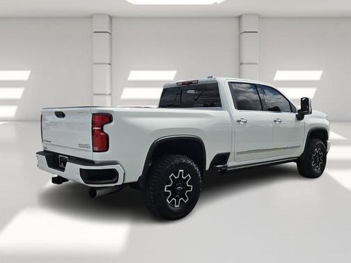 2025 Chevrolet Silverado 2500 High Country