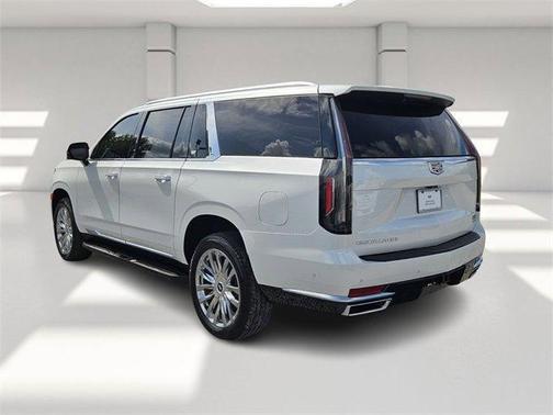 2023 Cadillac Escalade ESV Premium Luxury