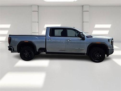 2025 GMC Sierra 3500 AT4