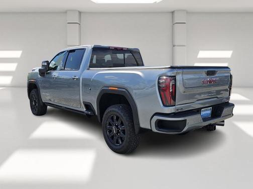 2025 GMC Sierra 3500 AT4