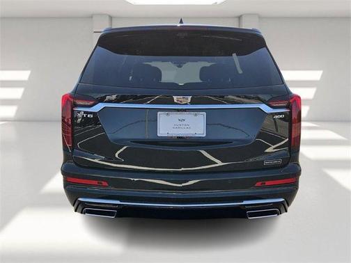 2025 Cadillac XT6 Premium Luxury FWD