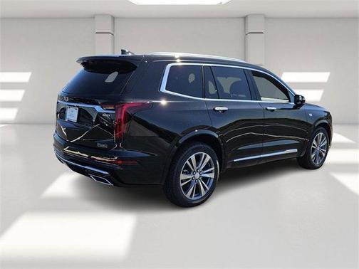 2025 Cadillac XT6 Premium Luxury FWD