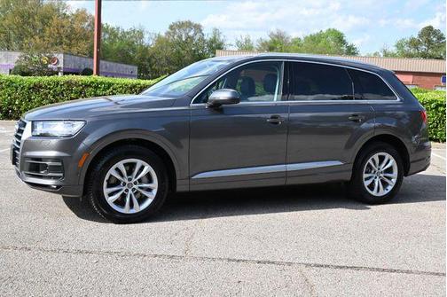 Samurai Gray Metallic 2019 Audi Q7 55 Premium Plus
