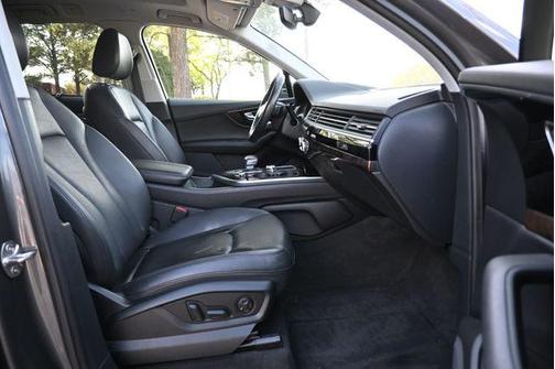 Samurai Gray Metallic 2019 Audi Q7 55 Premium Plus