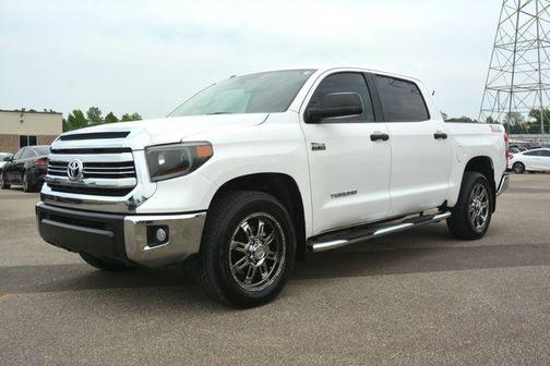 2016 Toyota Tundra SR5