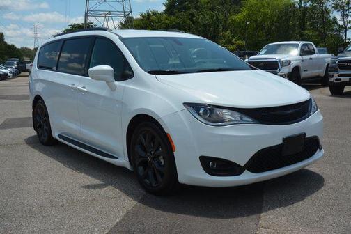 2018 Chrysler Pacifica Touring Plus