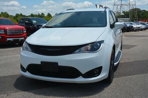 2018 Chrysler Pacifica Touring Plus