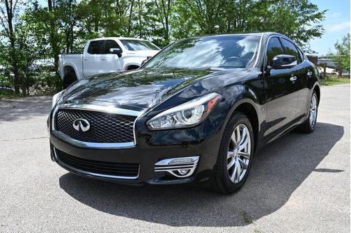 Black Obsidian 2019 INFINITI Q70 3.7X LUXE