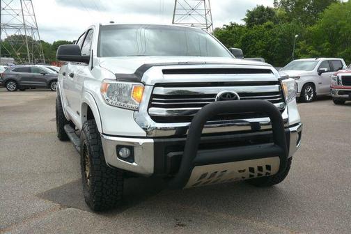 2017 Toyota Tundra SR5