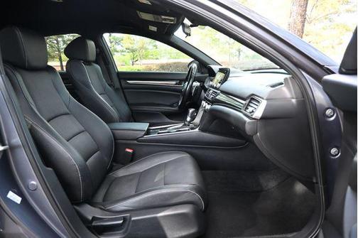 Lunar Silver Metallic 2019 Honda Accord Sport