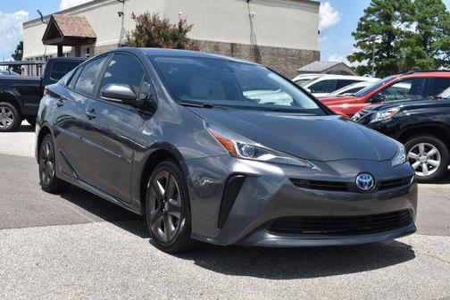2019 Toyota Prius XLE