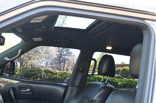 Gun Metallic 2022 Nissan Armada SL 2WD