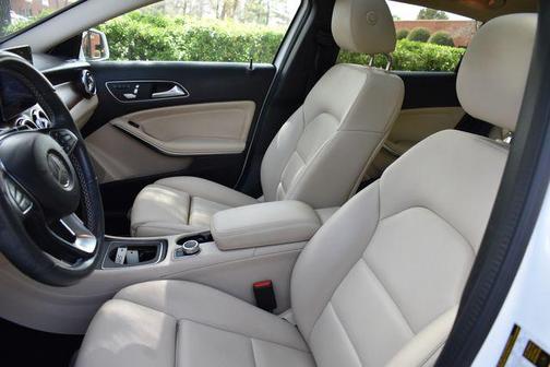 2020 Mercedes-Benz GLA 250 Base