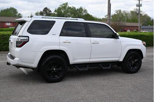 Super White 2017 Toyota 4Runner SR5