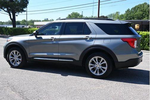 Silver Spruce Metallic 2020 Ford Explorer XLT