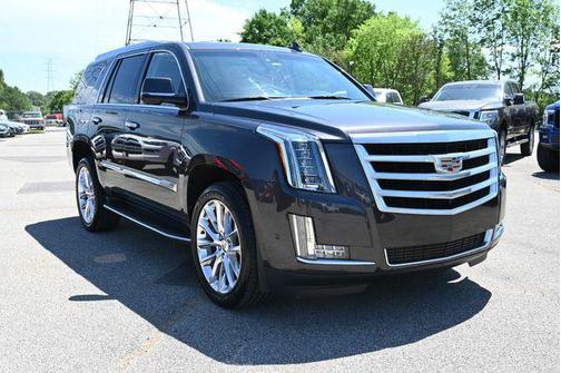 2017 Cadillac Escalade Luxury