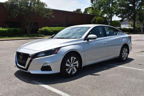2022 Nissan Altima S FWD