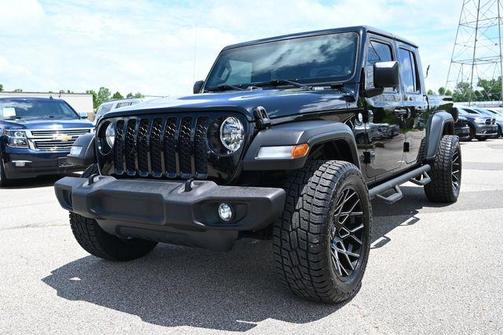Black Clearcoat 2020 Jeep Gladiator Sport S