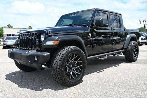 Black Clearcoat 2020 Jeep Gladiator Sport S